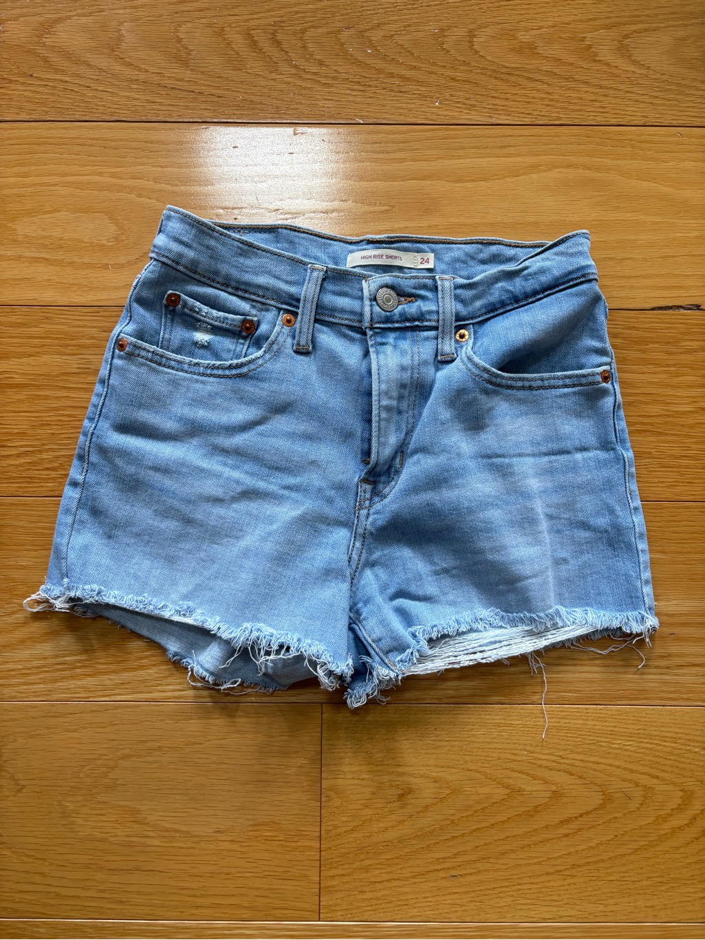Levi’s 501 High-Rise Denim Light Wash Shorts - Women’s Size 24